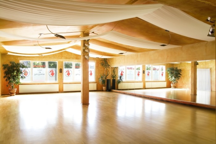 Tanzsaal2 Tanzrsaal2